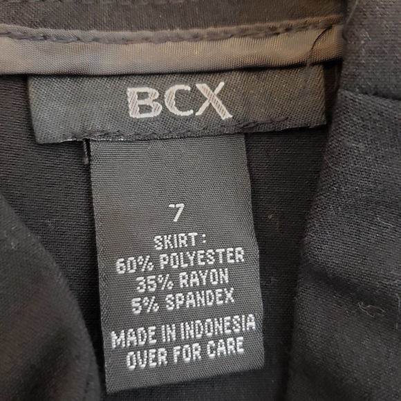 MUNYA5ADD BCX Juniors‎ Black Panel Ruched Pencil Skirt SIze 7 - Picture 6 of 11